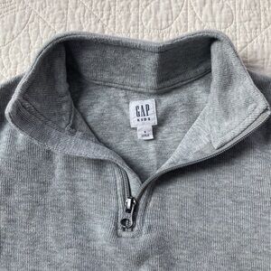 Gap L/S zip neck shirt
